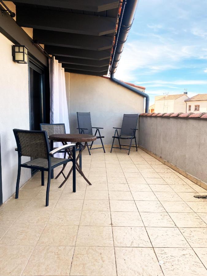 Apartamentos Lorione Olite Kültér fotó