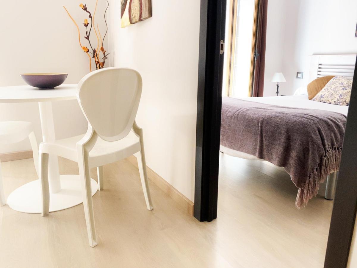 Apartamentos Lorione Olite Kültér fotó