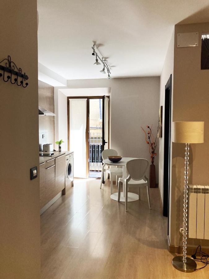 Apartamentos Lorione Olite Kültér fotó